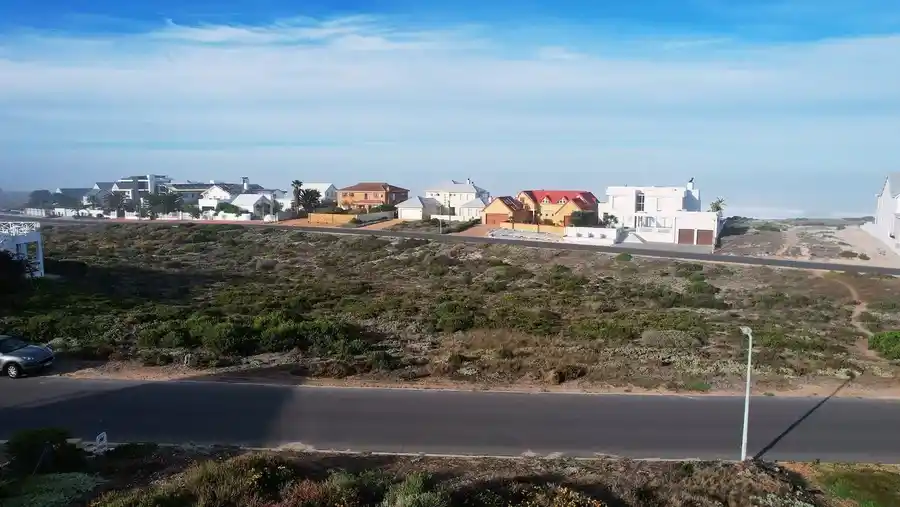 805m² Vacant Erf – 13 S F Sauerman Street, Yzerfontein – photo 2