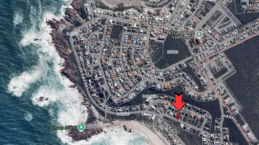 805m² Vacant Erf – 13 S F Sauerman Street, Yzerfontein – photo 3