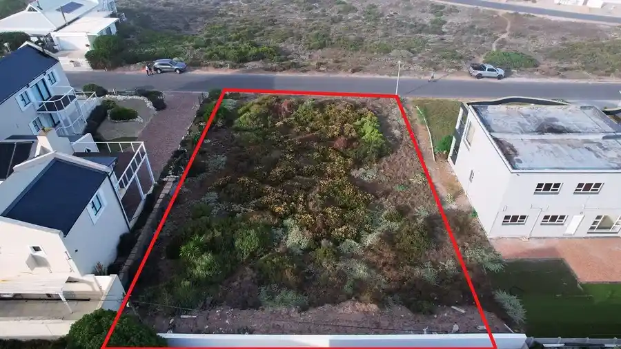 805m² Vacant Erf – 13 S F Sauerman Street, Yzerfontein – photo 11
