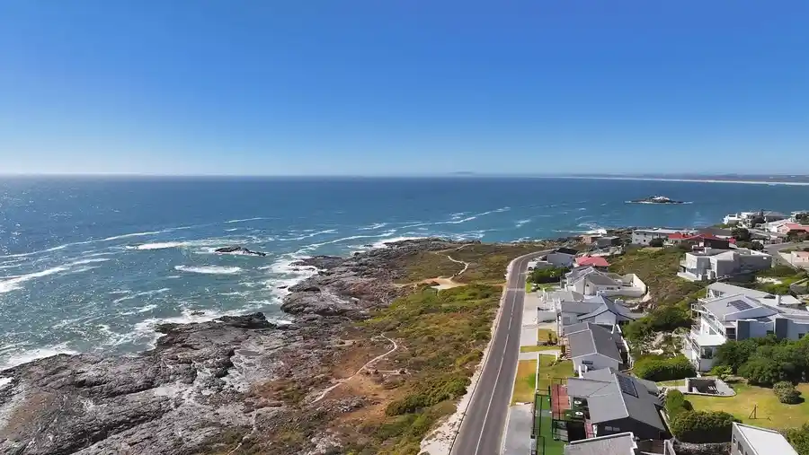 805m² Vacant Erf – 13 S F Sauerman Street, Yzerfontein – photo 12