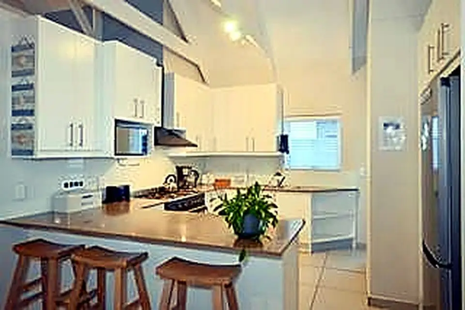 Mile 16 Beach House – 3 Bedroom Home in Yzerfontein – photo 6
