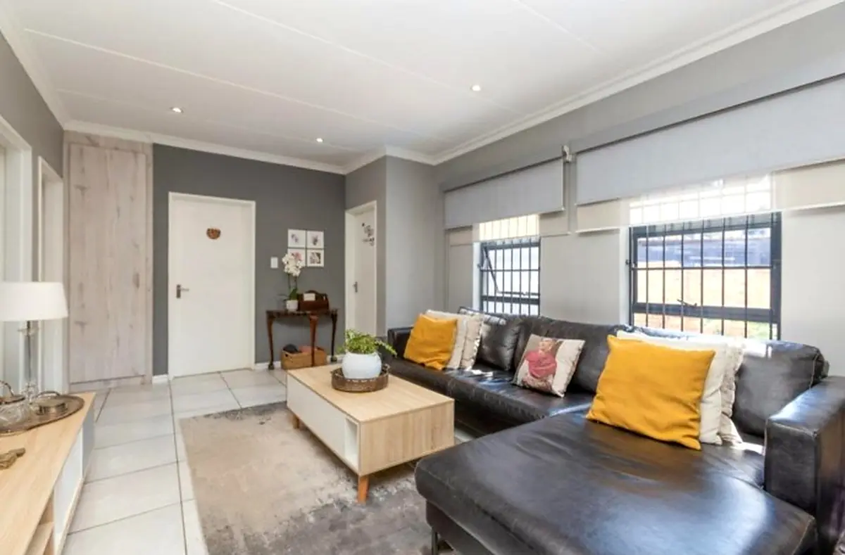 Spacious 3 Bedroom Ground-Floor Corner Apartment – Homes Haven – photo 8