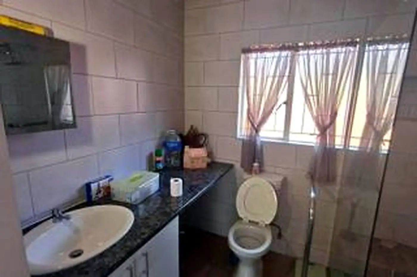 Updated 1 Bedroom Retirement Townhouse – Sonneglans – photo 9