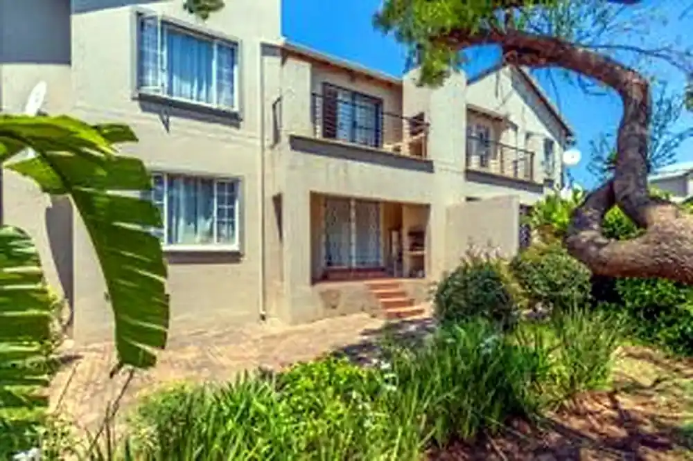 2 Bedroom Ground-Floor Apartment – Northgate – photo 1