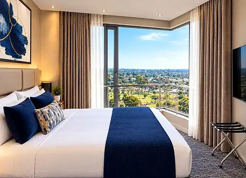 Fully Furnished 2 Bedroom Apartment – Sandown, Sandton – photo 4