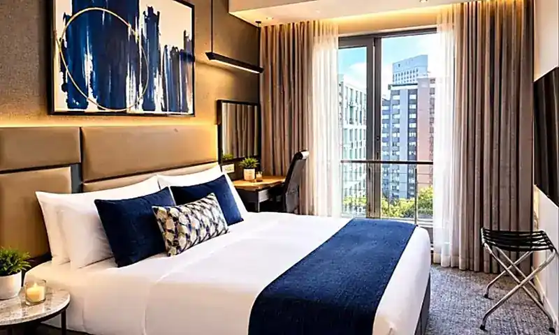 Fully Furnished 2 Bedroom Apartment – Sandown, Sandton – photo 7