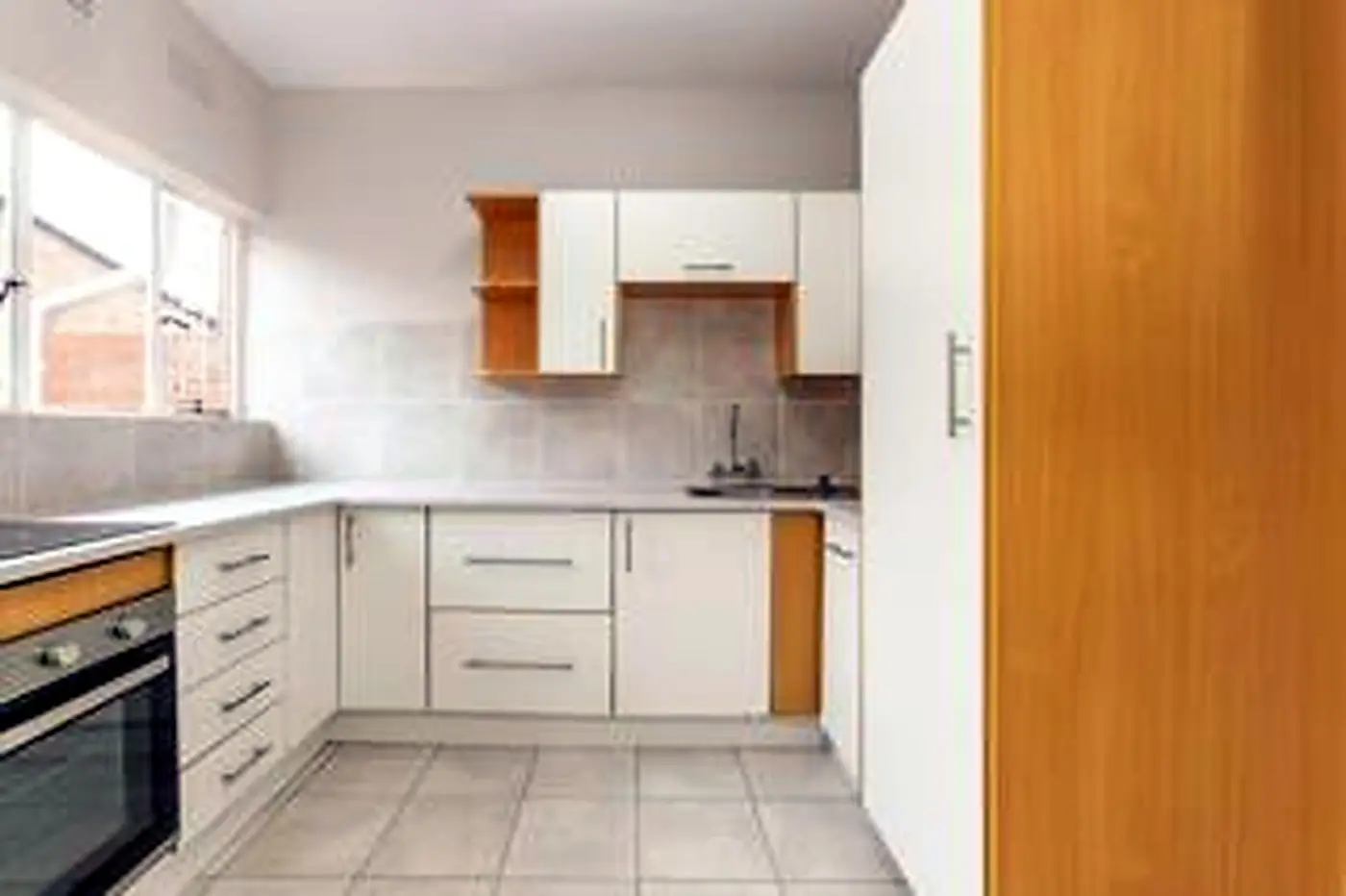 2 Bedroom Townhouse – Kenmare – photo 8