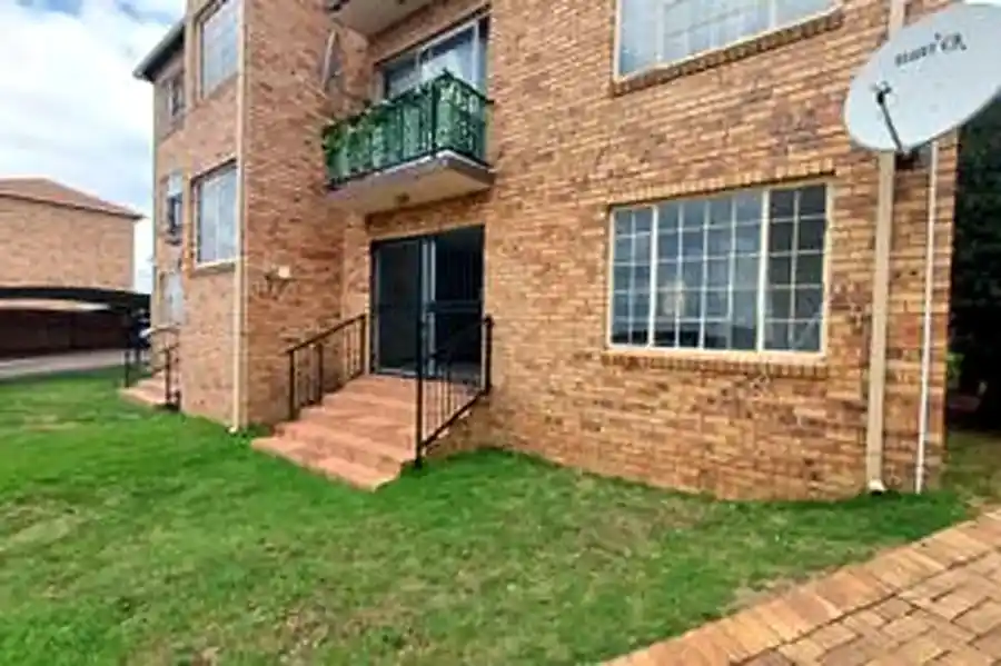 2 Bedroom Ground-Floor Apartment – Northgate – photo 1