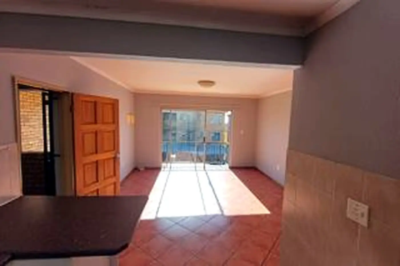 2 Bedroom Ground-Floor Apartment – Northgate – photo 2