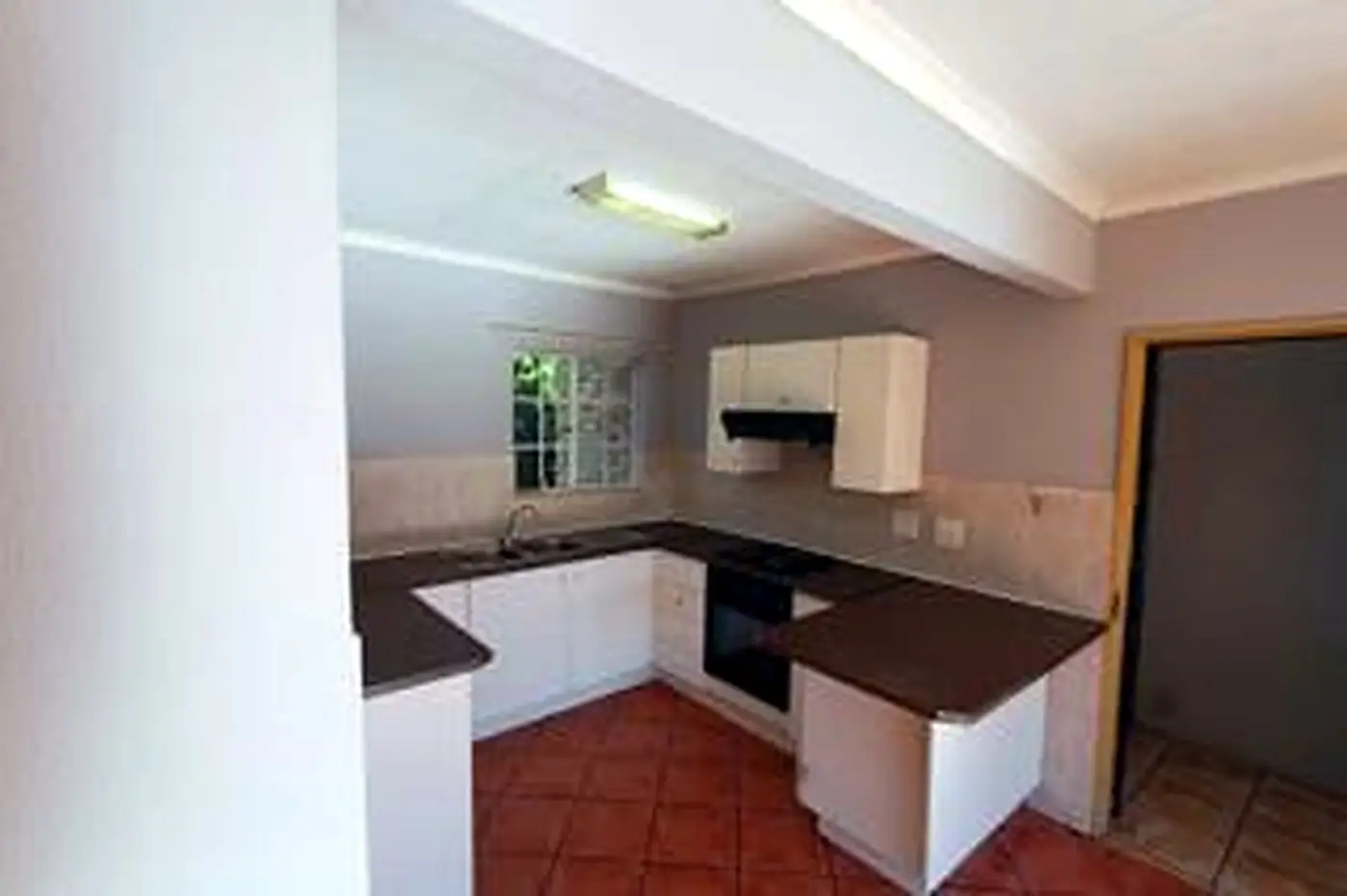 2 Bedroom Ground-Floor Apartment – Northgate – photo 5