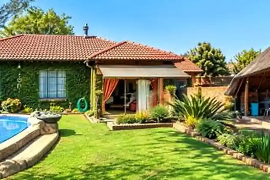 3 Bedroom Townhouse with Pool – Wilgeheuwel – photo 1