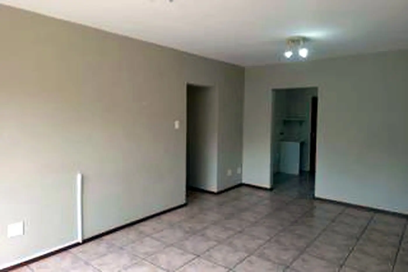 4 Bedroom Townhouse – Randpark Ridge – photo 4