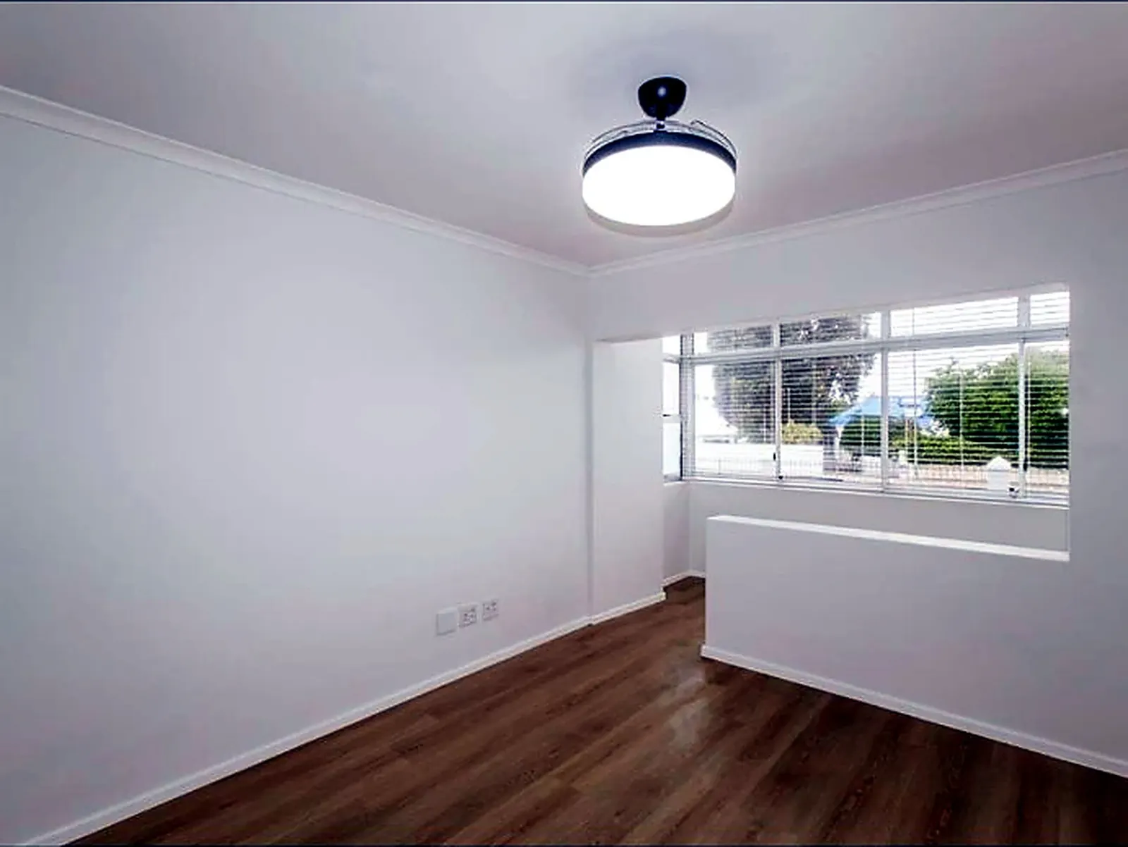 Fully Renovated 2 Bedroom Ground-Floor Apartment – Northcliff, Hermanus – photo 20